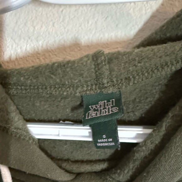 Wild Fable Olive Green Cropped Hoodie - Picture 2 of 3